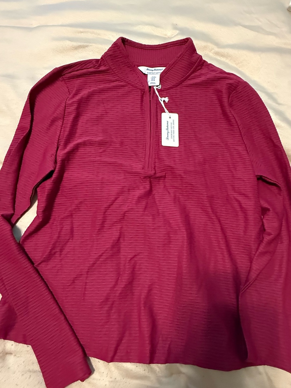 Tommy Bahama woman’s size m Long-Sleeve Half-Zip top - Berry